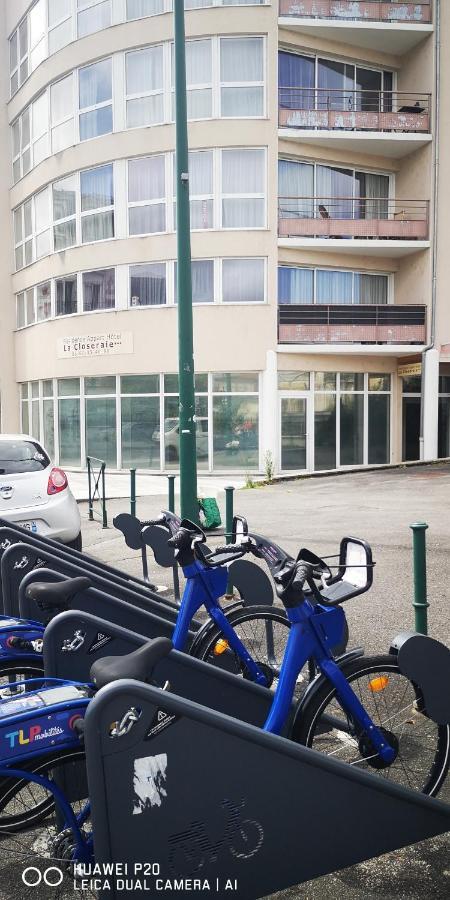 Studio 24M2 Au 4Eme Etage Ascenseur A Cote De La Gare Sncf Lourdes Buitenkant foto