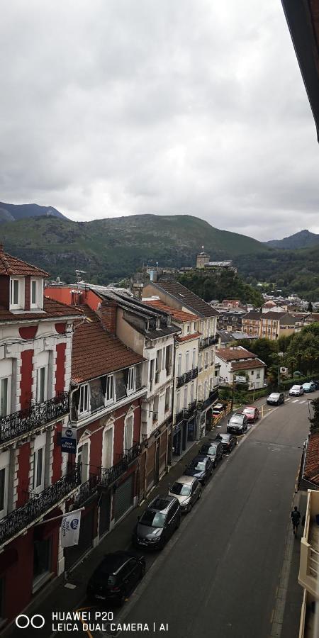 Studio 24M2 Au 4Eme Etage Ascenseur A Cote De La Gare Sncf Lourdes Buitenkant foto
