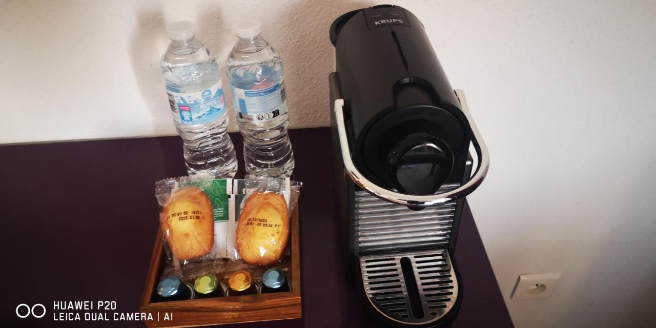 Studio 24M2 Au 4Eme Etage Ascenseur A Cote De La Gare Sncf Lourdes Buitenkant foto