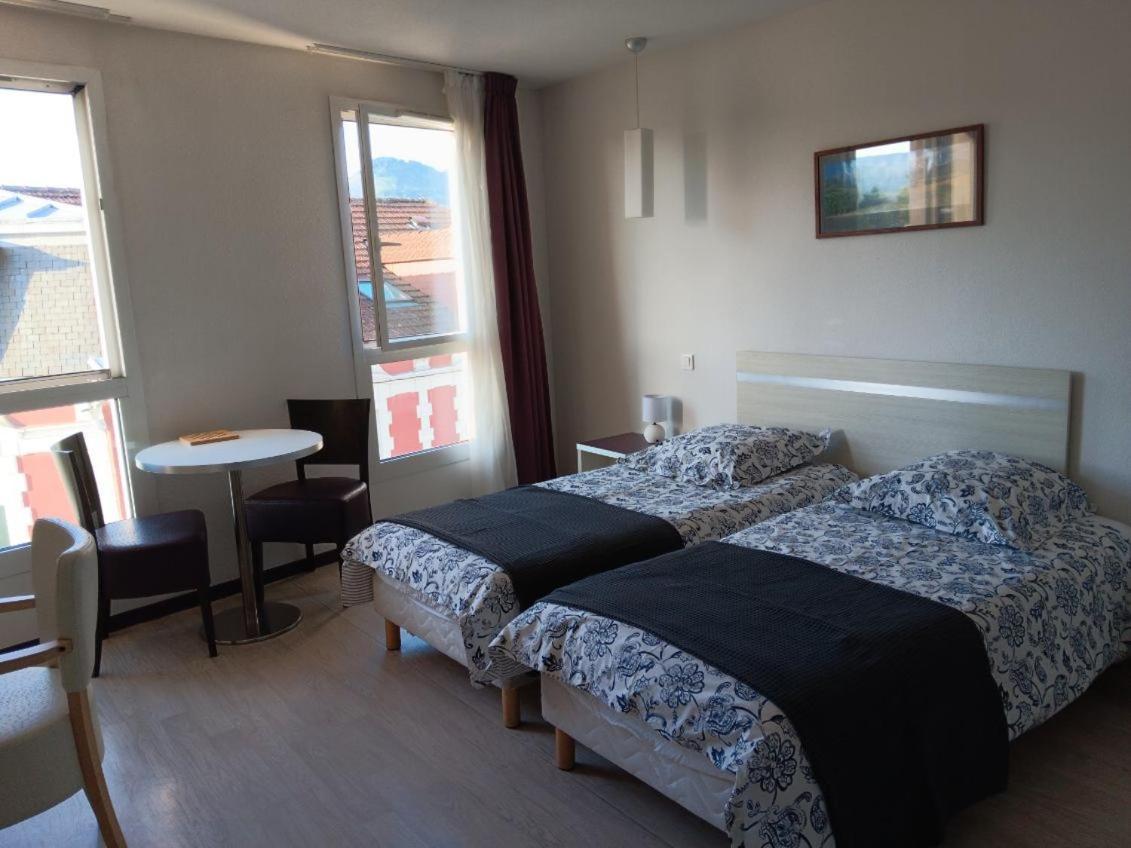 Studio 24M2 Au 4Eme Etage Ascenseur A Cote De La Gare Sncf Lourdes Buitenkant foto