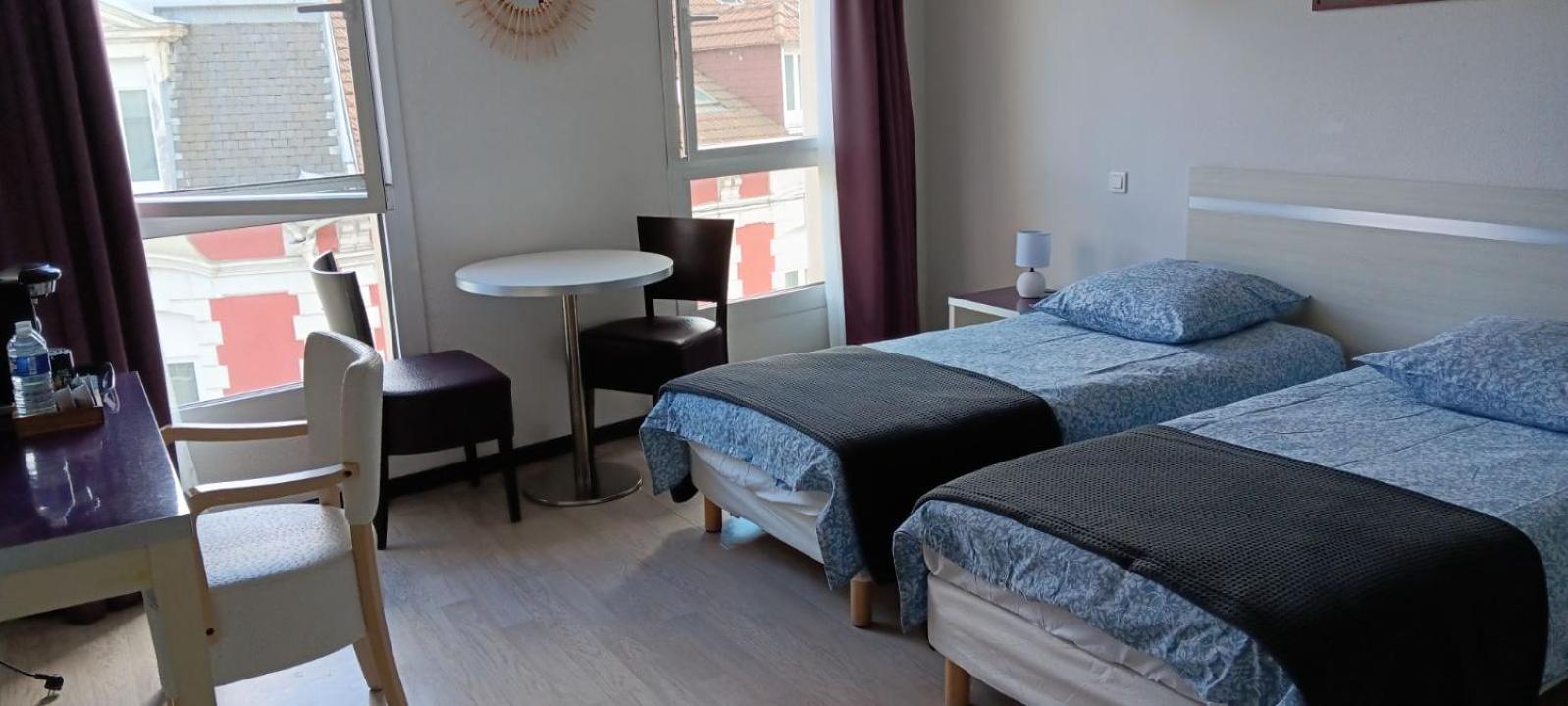 Studio 24M2 Au 4Eme Etage Ascenseur A Cote De La Gare Sncf Lourdes Buitenkant foto